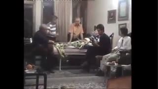 تارنوازی برای جلیل شهناز در بستر بیماری