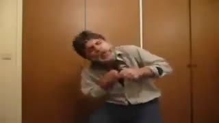 طنز ابی ... دو ساعته دارم به این میخندم =)))