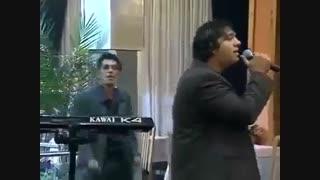 ژست نوازنده کیبرد