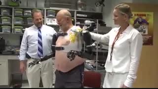 ساخت دست های مصنوعی که با سیستم عصبی انسان کنترل می شوند