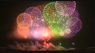 گلچینی از بهترین آتش بازی های سال نو میلادی 2015 در کشورهای مختلف جهان