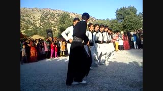 رقص کردی فوق العاده و هماهنگ
