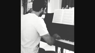 پیانو زدن مهراد هیدن