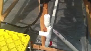 (هیدرو پونیک عمودی)    : سامانه ی آب گردشی عمودی دست ساز