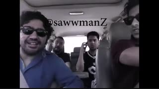 فاصله بگیر این گوشو جر نده