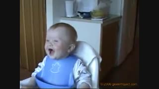 بچه ی خوش خنده