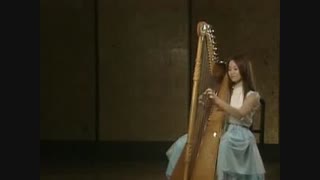 چنگ نوازی از میکا اجیماتسو - Natsunoomoide