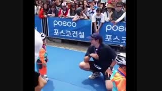 song  ill  gook    with    triplets    in    triathlon