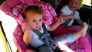 کی گفته بچه ها نمیتونن  اهنگ گوش بدن؟