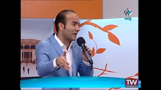 سوتی ها و شوخی های خنده دار در یک برنامه زنده