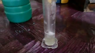 آزمایش جوش شیرین و اسید