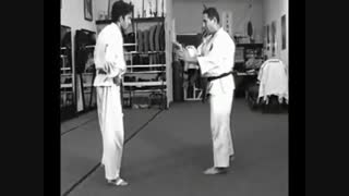 استاد بهزاد احمدی > [شورینجی ریو کاراته کوبوجوتسو] * بانکای کاتا قسمت ۴۷