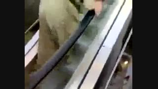 پله برقی در خرم آباد