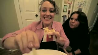 لطفا مراقب عادات غذایی فرزاندانتون از کودکی باشید تا در آینده با این روز مواجه نشوند