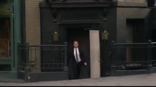 هیچی مثل کت و شلوار به من نمیاد   (موزیک ویدیو قسمت 100 )