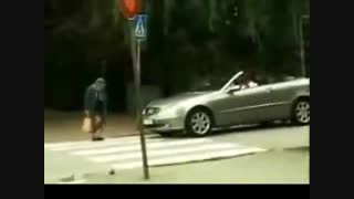 پیرزن باحال