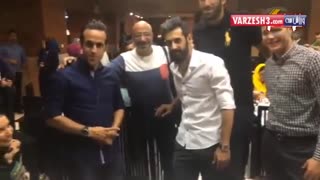 عکس العمل علی کریمی در مقابل عدد 4 امیر جعفری