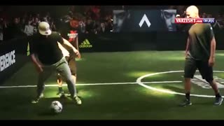 اجرای تکنینک و هنر فوتبالی توسط زیدان و پسرش