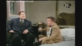 فیلم لورل هاردی با دوبله فارسی - نخاله ها در دریا