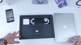 ویدیو:آنباکس کردن MacBook Air 2015