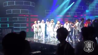 پشت صحنه music bank اولین برد EXO