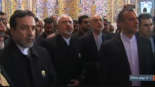 تشرف دکتر ظریف به حرم مطهر رضوی