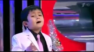 بچه خواننده