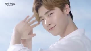 تبلیغ اسکین فود لی جونگ سوک