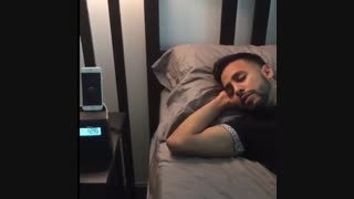 وقتی رو آلارمت آهنگ مورد علاقت رو میزاری