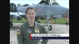 خلبان زن جنگنده A-10 نیروی هوایی آمریکا