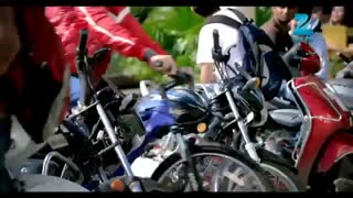 ایان احمد خان