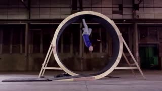 تبلیغ پپسی (حرکت باور نکردنی)