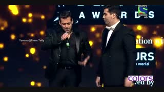 سلمان خان در استایل شاهرخ خان