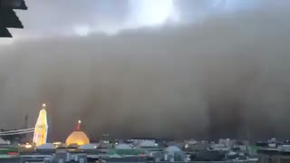 طوفان شن به احترام اباعبدالله الحسین (علیه السلام)ایستاد