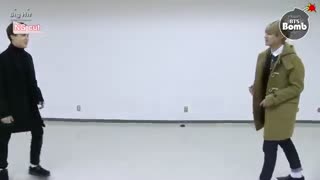 [BANGTAN BOMB] BTS' rhythmical farce! LOL