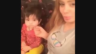 این عروسکه تکون نمیخوره!!