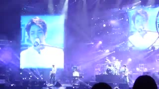 FNC Kingdom in HK Day 2 - CNBLUE singing Like a Child