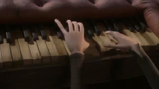 پیانوی مردگان دانمیشین عروس مرده به کارگردانی تیم برتون