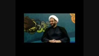 آیا می توان نماز را با زیر پیراهنی و شلوارک خواند؟استادوحیدپور 1