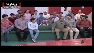 کلش اف کلنز بازی کردن جناب خان