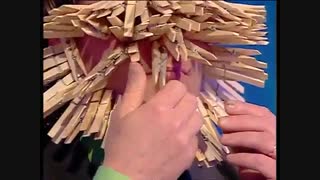 رکورد گیره لباس روی صورت