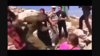 از فرزندم دور شو کفتار!!