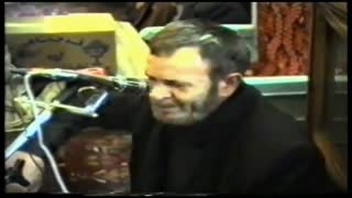 استاد منزوی درکنار جنازه استاد حاج انور اردبیلی