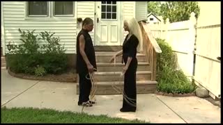 رکورد بلندترین ناخن های دنیا