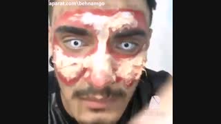 ببین با خودش چیکار میکنه ...!