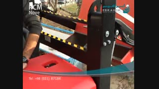 نظافت محوطه مدارس/نظافت حیاط مدارس/ جمع کردن برگ ها در حیاط مدرسه/سویپر