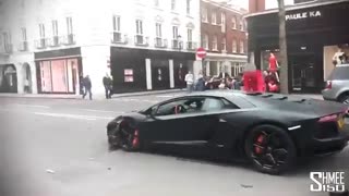 تصادف لامبورگینی  2