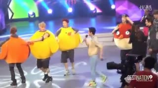 دنبال بازی Luhan  و Sehun در Happy Camp