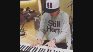 15/09/25 YongHwa IG - Baby Hold my hands