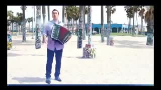 خواننده محترم اقای رحیم شهریاری